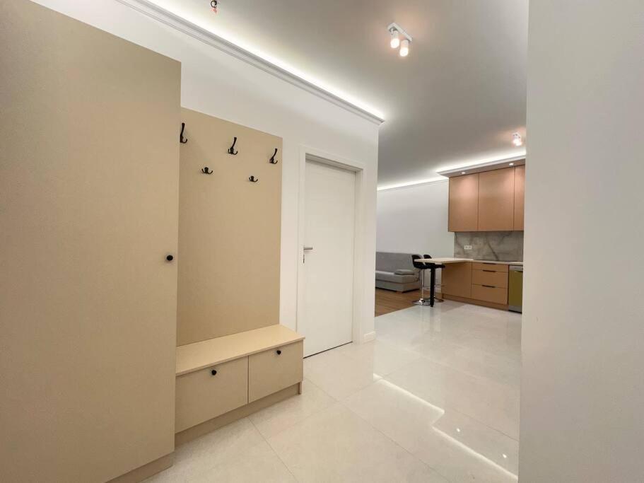 Kaskady Modern Apartment - Close To The Center Варшава Экстерьер фото